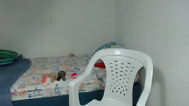 Snapshot of Agatha_browser chatting on November 30, 12:28 pm Agatha browser online show from November 30, 12:28 pm