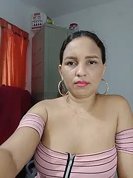 Snapshot of Agatha_browser chatting on July 8, 2:07 pm Agatha browser online show from July 8, 2:07 pm