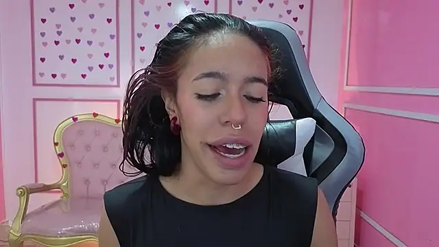 stephania t online show from October 11, 11:44 am