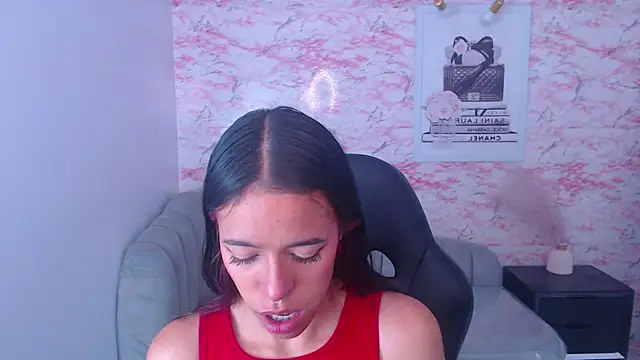 stephania t online show from October 4, 2:35 am