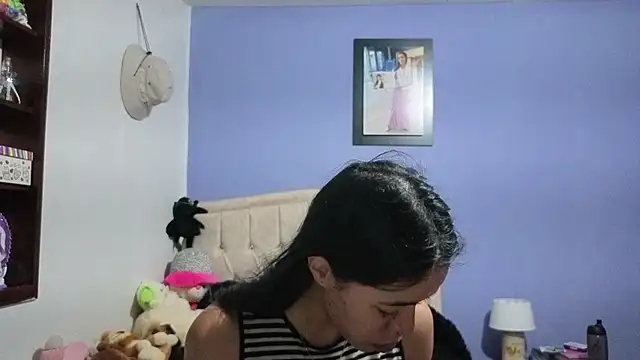 Snapshot of stephania_t chatting on July 11, 2:17 pm stephania t online show from July 11, 2:17 pm