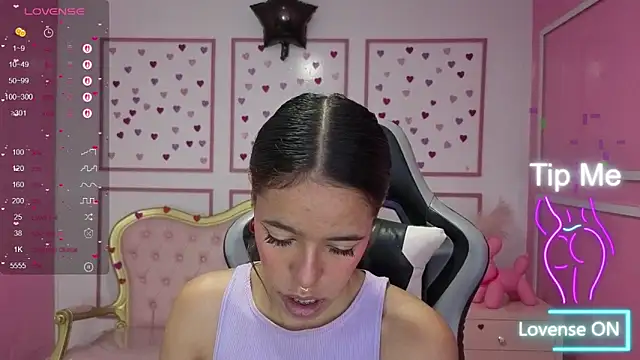 Snapshot of stephania_t chatting on November 17, 12:42 pm stephania t online show from November 17, 12:42 pm