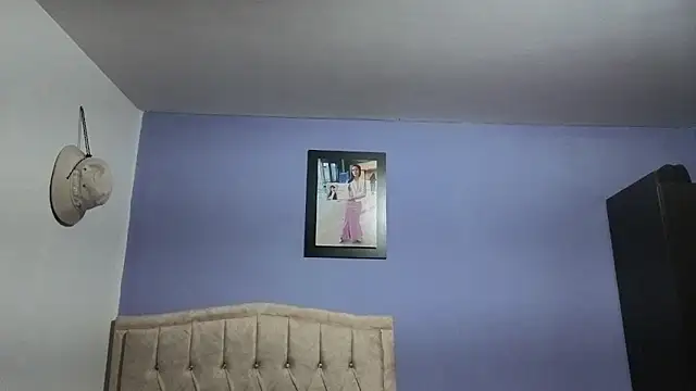 Snapshot of stephania_t chatting on June 22, 1:41 pm stephania t online show from June 22, 1:41 pm