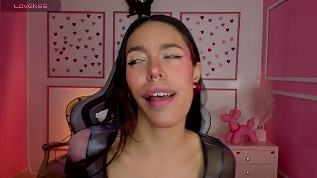 Snapshot of stephania_t chatting on November 27, 11:54 am stephania t online show from November 27, 11:54 am