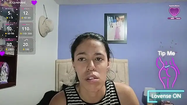 Snapshot of stephania_t chatting on June 25, 3:06 pm stephania t online show from June 25, 3:06 pm