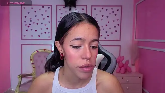 stephania t online show from December 22, 12:38 pm