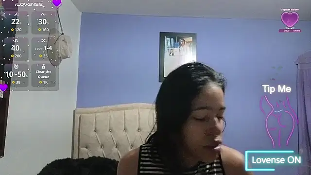 Snapshot of stephania_t chatting on June 12, 12:58 pm stephania t online show from June 12, 12:58 pm