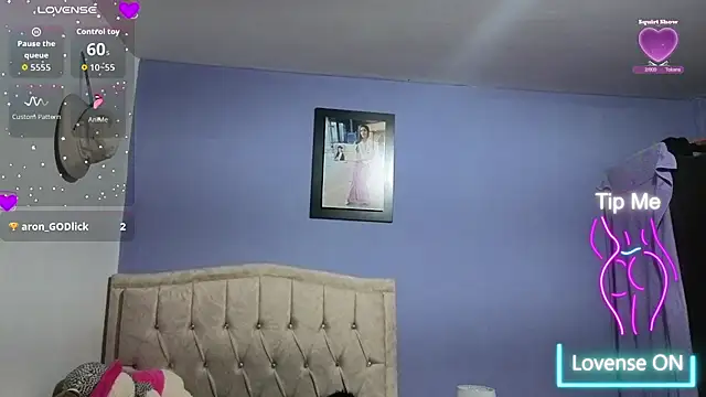 Snapshot of stephania_t chatting on July 8, 2:07 pm stephania t online show from July 8, 2:07 pm