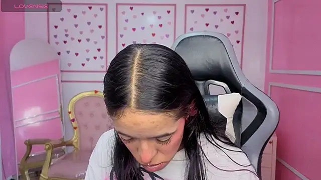 stephania t online show from February 13, 12:16 pm