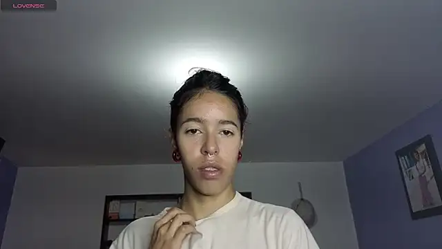 stephania t online show from March 3, 5:09 pm