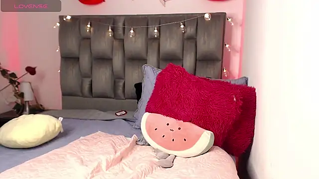 julz 03 online show from February 27, 2:25 am