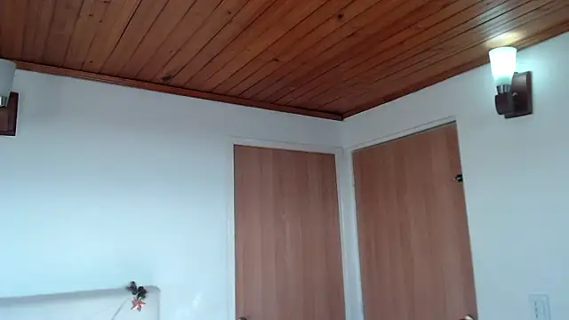 Snapshot of julz_03 chatting on November 30, 12:39 pm julz 03 online show from November 30, 12:39 pm