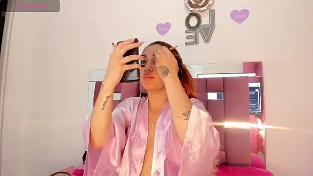 Alba Grey online show from December 5, 3:49 am