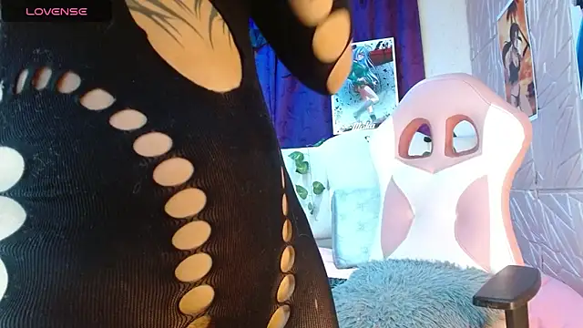 Snapshot of Gaby_Tailor chatting on January 30, 8:10 pm Gaby Tailor online show from January 30, 8:10 pm