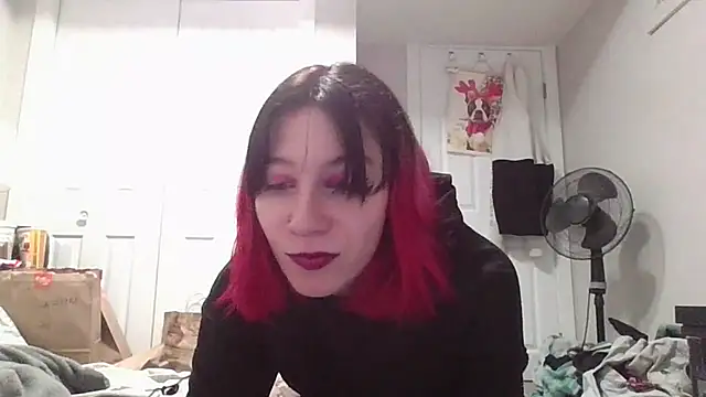 TheSexiest2025 online show from March 18, 2:50 pm