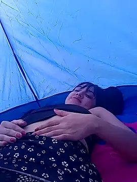 Snapshot of azurecrabing chatting on December 2, 4:15 pm azurecrabing online show from December 2, 4:15 pm