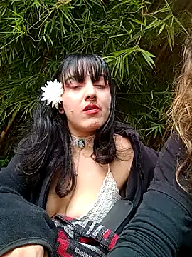 Snapshot of azurecrabing chatting on December 5, 5:55 pm azurecrabing online show from December 5, 5:55 pm