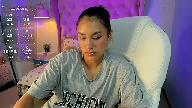  Sophie  miller online show from February 8, 8:17 pm