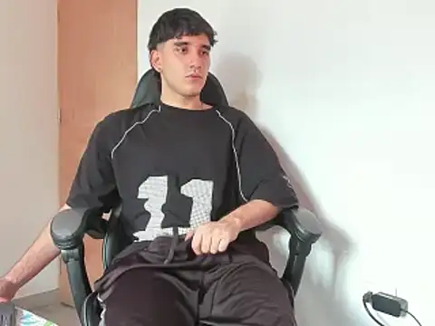 leo030809 online show from March 20, 6:53 pm