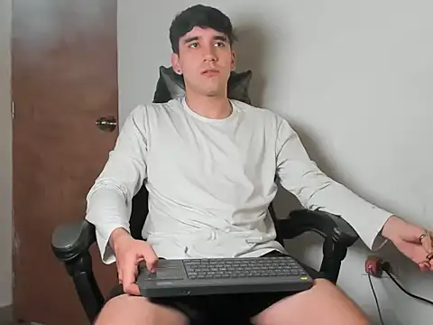 leo030809 online show from March 3, 2:51 am