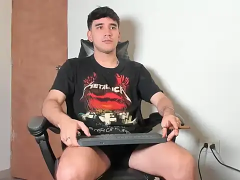 leo030809 online show from February 16, 1:26 am