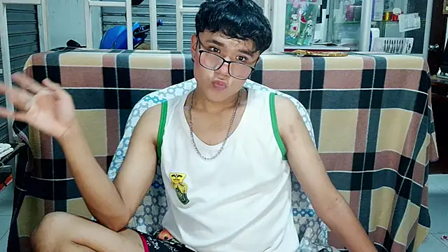 Snapshot of Baby_Cream chatting on January 2, 2:22 am Baby Cream online show from January 2, 2:22 am