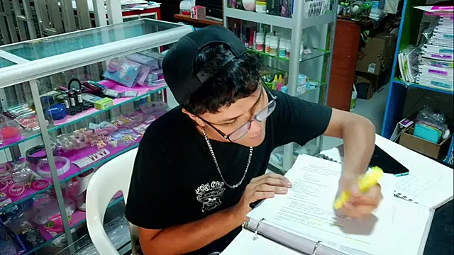 Snapshot of Baby_Cream chatting on January 31, 3:09 am Baby Cream online show from January 31, 3:09 am