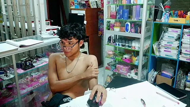 Snapshot of Baby_Cream chatting on March 3, 7:35 am Baby Cream online show from March 3, 7:35 am