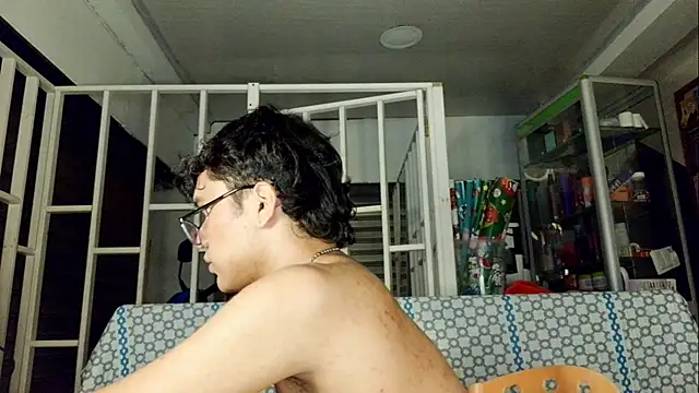 Snapshot of Baby_Cream chatting on January 7, 10:33 am Baby Cream online show from January 7, 10:33 am