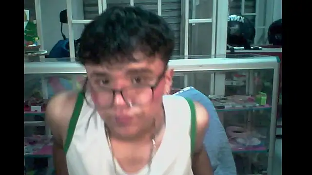 Snapshot of Baby_Cream chatting on December 13, 10:51 am Baby Cream online show from December 13, 10:51 am