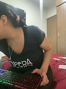 Effyvice13 online show from May 11, 5:32 pm