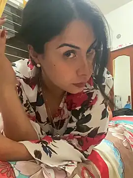 Effyvice13 online show from April 30, 5:47 am