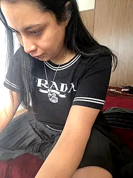 Snapshot of Effyvice13 chatting on November 9, 9:19 pm Effyvice13 online show from November 9, 9:19 pm