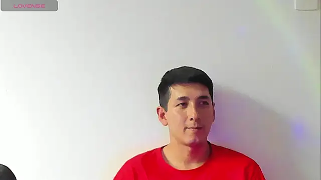 lucasbennett  online show from March 7, 9:17 pm