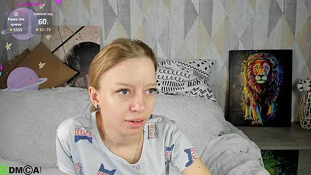 Snapshot of Michelle_Blond chatting on October 3, 7:54 am Michelle Blond online show from October 3, 7:54 am