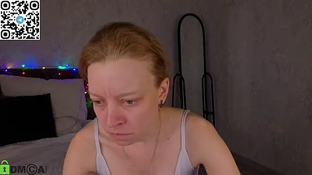 Snapshot of Michelle_Blond chatting on May 2, 1:11 am Michelle Blond online show from May 2, 1:11 am