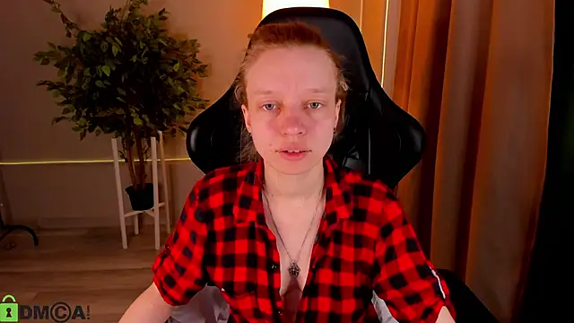 Michelle Blond online show from March 31, 7:21 am