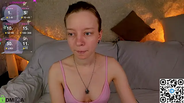 Michelle Blond online show from December 4, 8:02 am