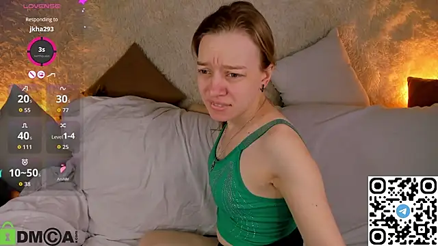 Michelle Blond online show from January 7, 7:24 am