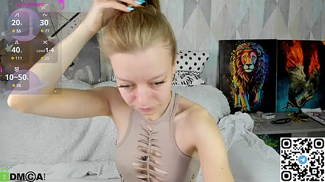 Snapshot of Michelle_Blond chatting on October 11, 9:10 am Michelle Blond online show from October 11, 9:10 am