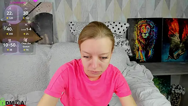 Snapshot of Michelle_Blond chatting on October 6, 7:31 am Michelle Blond online show from October 6, 7:31 am
