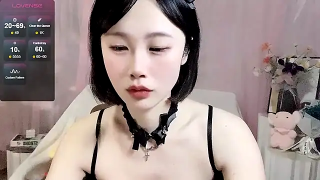 Snapshot of LaoSHI-999 chatting on March 9, 11:03 pm LaoSHI-999 online show from March 9, 11:03 pm