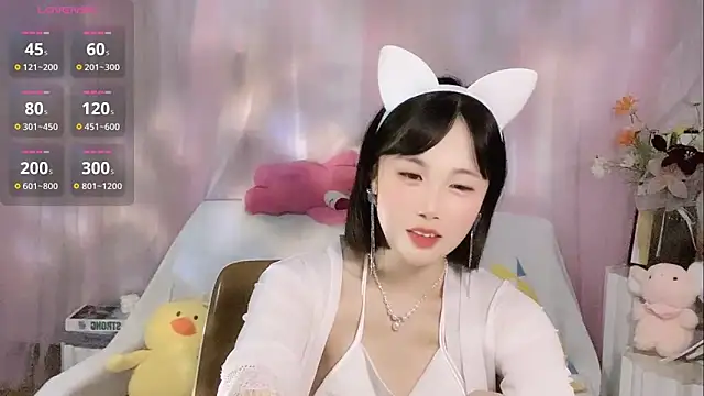 Snapshot of LaoSHI-999 chatting on March 1, 10:13 am LaoSHI-999 online show from March 1, 10:13 am