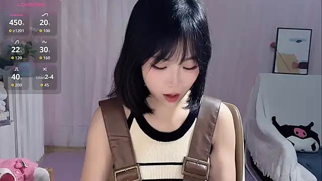 Snapshot of LaoSHI-999 chatting on September 15, 10:05 am LaoSHI-999 online show from September 15, 10:05 am