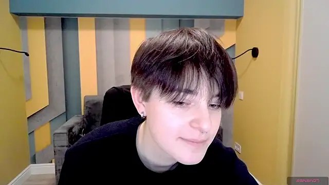 Snapshot of EmiliaYours chatting on February 17, 4:50 pm EmiliaYours online show from February 17, 4:50 pm