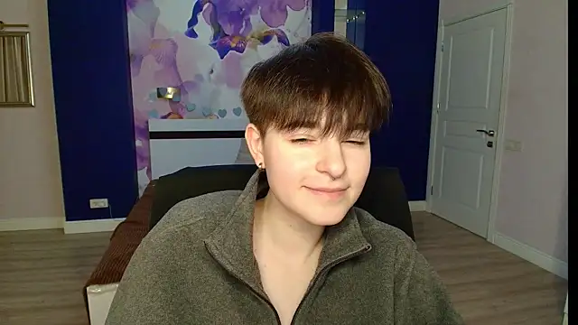 Snapshot of EmiliaYours chatting on February 25, 4:57 pm EmiliaYours online show from February 25, 4:57 pm