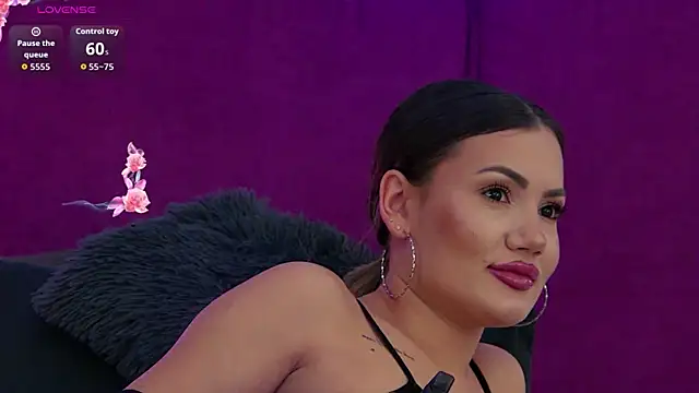 CelineHuddson online show from January 6, 9:41 pm