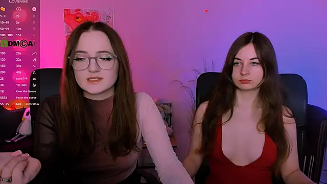 luna berryy online show from November 30, 8:31 pm