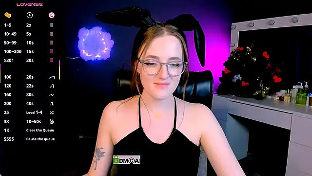 luna berryy online show from February 21, 11:32 pm