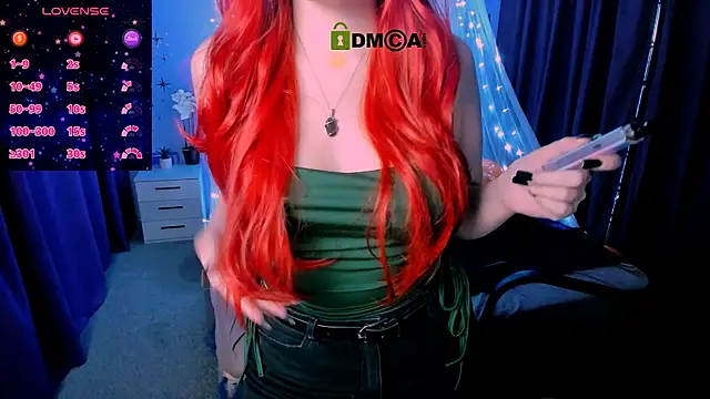 luna berryy online show from October 25, 7:58 pm